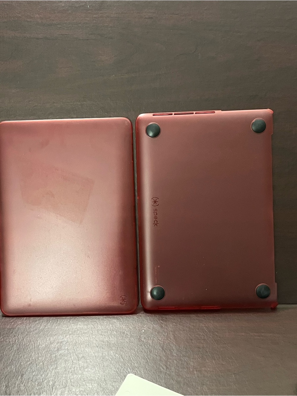 speck SmartShell 13" MacBook Pro Hard Shell Case - Red Top - Picture 2 of 2